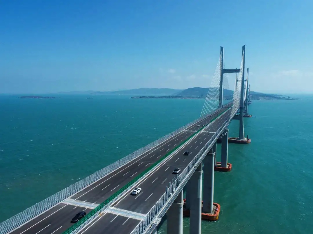 突破建桥禁区平潭海峡公铁两用大桥公路面试通车